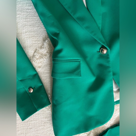Zara Bright Green Tailored Blazer & Matching Trousers - Picture 6 of 11